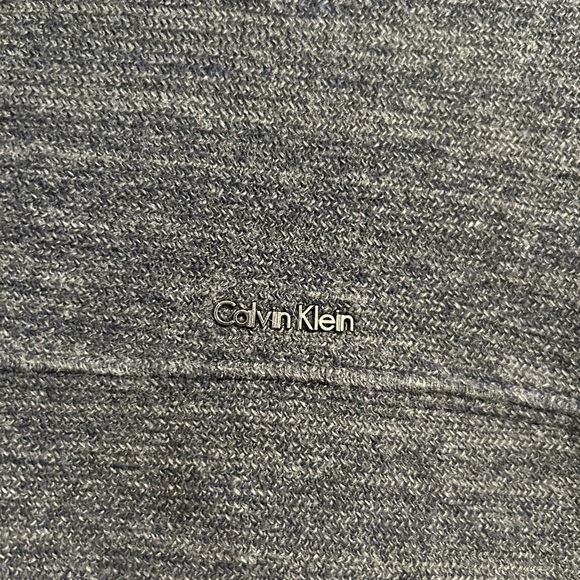 Calvin Klein quarter zip - Picture 3 of 3